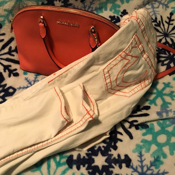 Michael Kors Peach Satchel - Picture 4 of 7